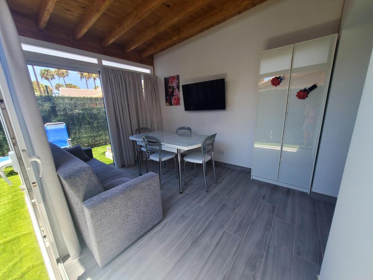Chalet Luxury With Privacy And Jacuzzi มาสปาโลมาส ภายนอก รูปภาพ